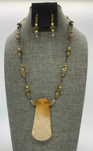 Load image into Gallery viewer, “Golden Sands Elegance” Jewelry Set ✨🏜️