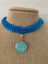 Load image into Gallery viewer, Sea Blue Necklace Choker With Pendant