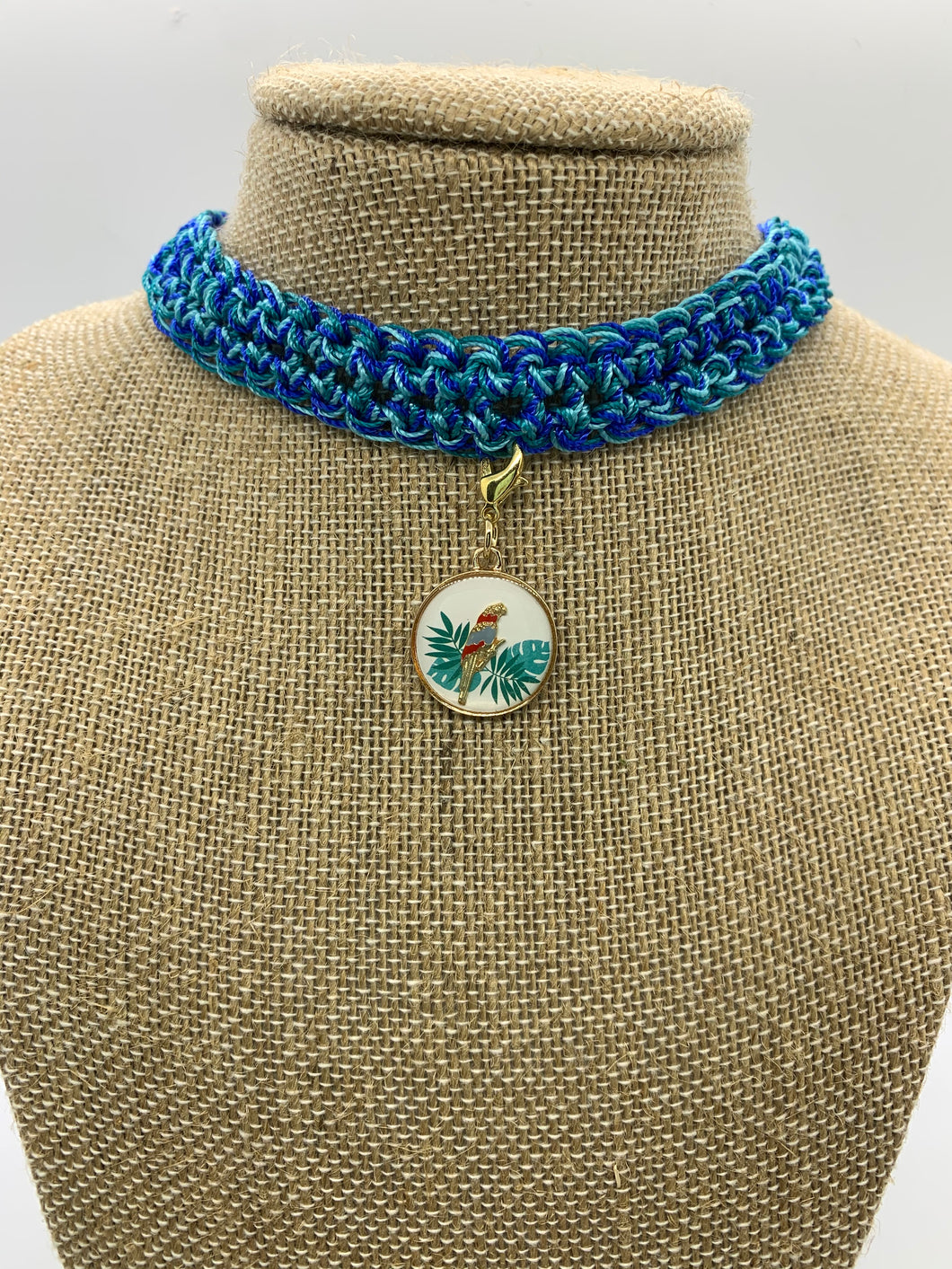 Sea Blue Necklace Choker With Pendant